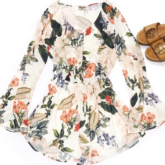 SHOW ME YOUR MUMU Long Sleeve Floral Romper *NEW* - Picture 6 of 11